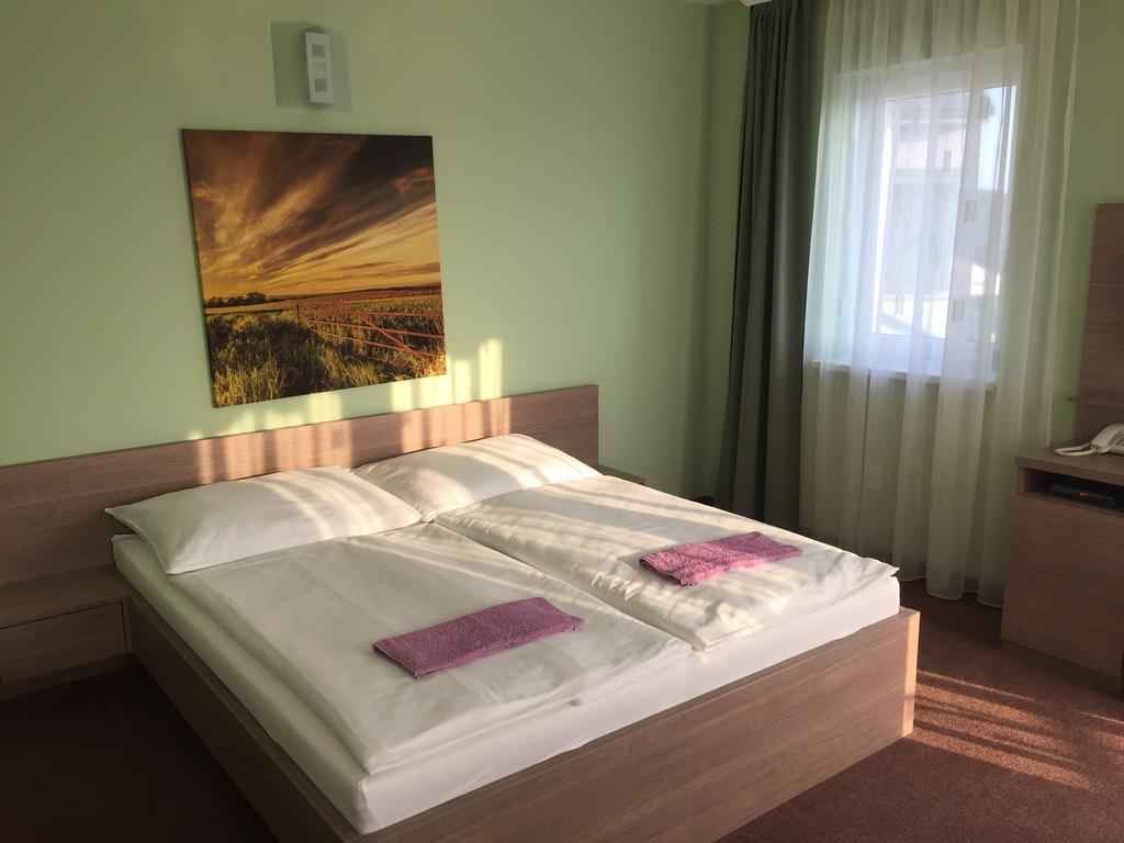 Wellness Pension Inovec Jalsó Szoba fotó